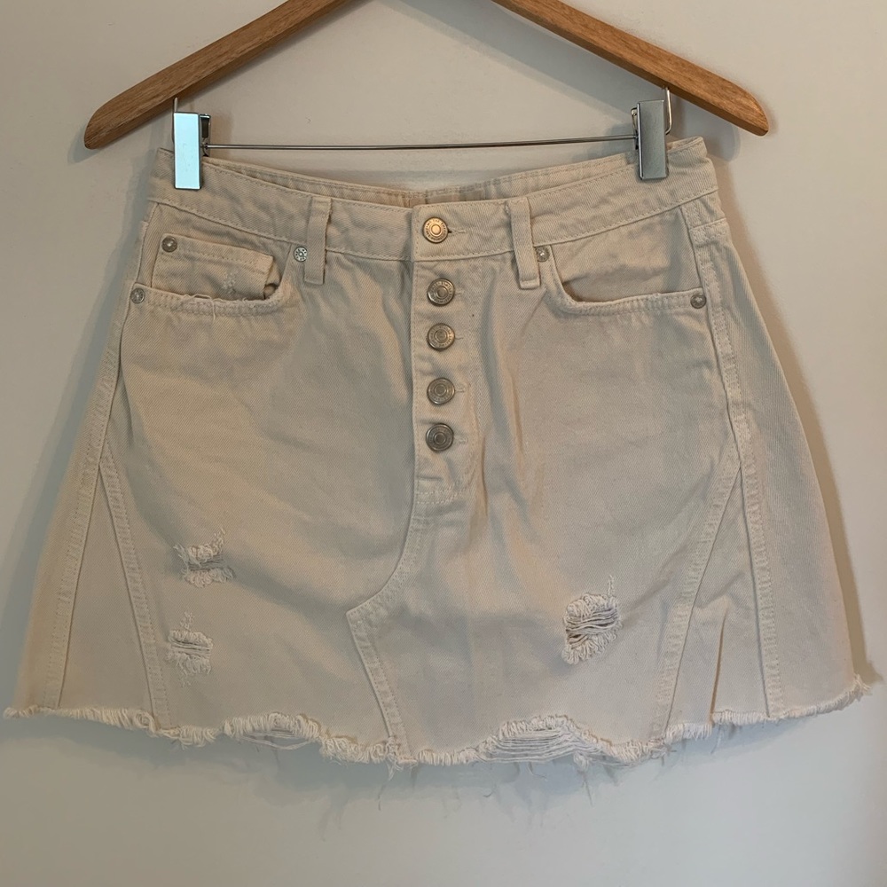 Free People White Denim Skirt, size 29